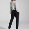 Active Lifestyle with Dragon Fit Joggers for Women – Comfortable and Stylish Workout Pants with Adjustable Waist and Pockets! 🏃‍♀️