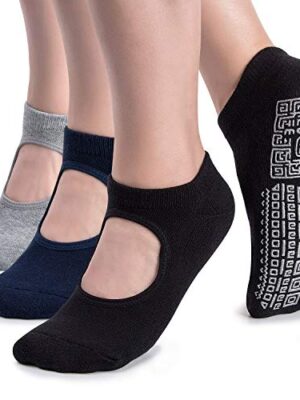 Non Slip Grip Yoga Socks for Women with Cushion for Pilates