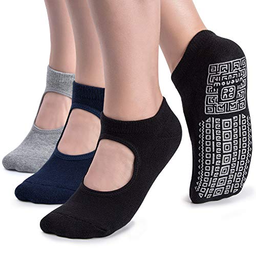 Non Slip Grip Yoga Socks for Women with Cushion for Pilates 1 Non Slip Grip Yoga Socks for Women with Cushion for Pilates