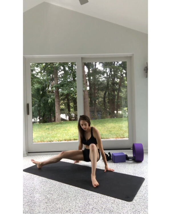 Clever Yoga 8-Foot Yoga Strap Made with The Best, Durable Cotton - Comes with Our Special Namaste (Dark Gray) Clever Yoga 8-Foot Yoga Strap Made with The Best